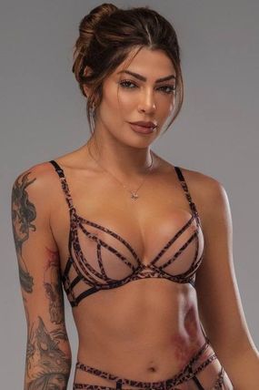Roderica Brazilian Escort in Canary Wharf
