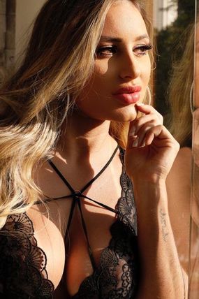 Bershka Brazilian Escort in Earl's Court