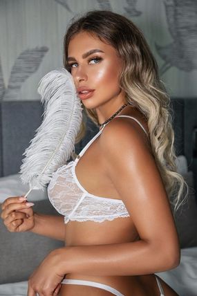 Escort Currently Unavailable, 25 years old, Russian, Kensington Olympia