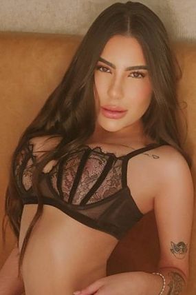 Yasmin Brazilian Escort in Canary Wharf