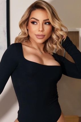 Clipsa Brazilian Escort in Earl's Court