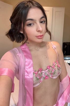 Lenta Brazilian Escort in Earl's Court