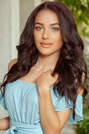 Deonna Eastern European Escort in Marble Arch