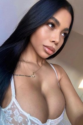 Mavvy Venezuelan Escort in Knightsbridge