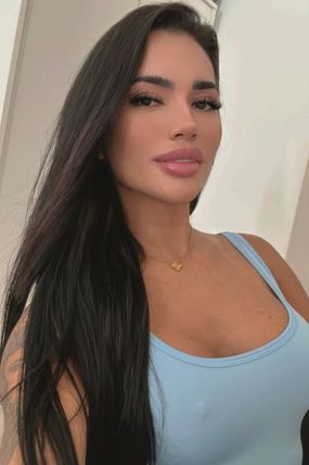 Mildred Brazilian Escort in St. James's Park