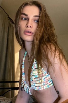 Aurina Russian Escort in Earl's Court