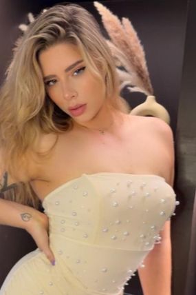 Etella New Zealander Escort in Earl's Court