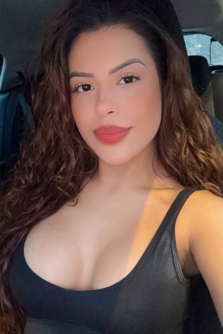 Ruiva - Escort Girl in Edgware Road London