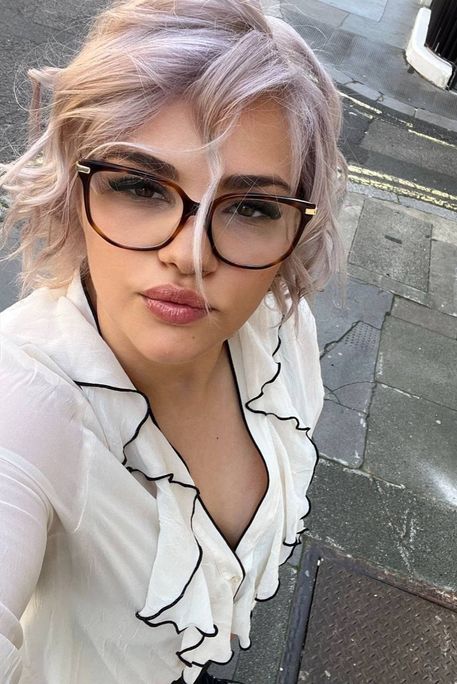 Hellen - Escort Girl in Bayswater London