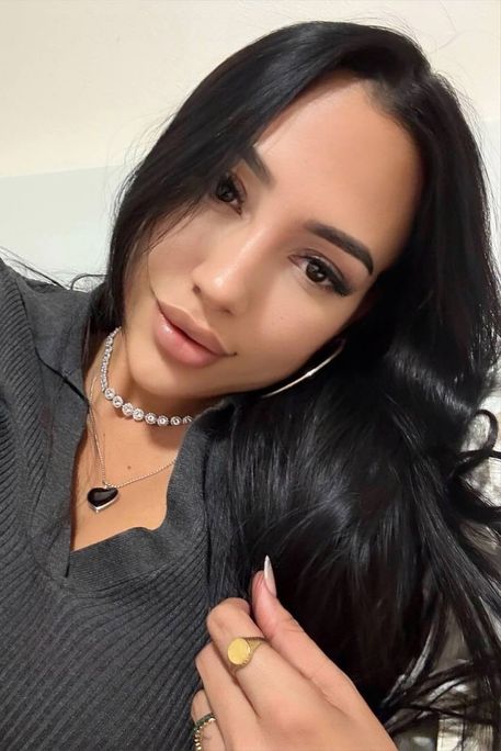 Palessi - Escort Girl in West Kensington London