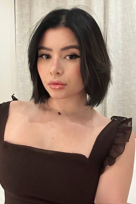 Janaina - Escort Girl in Earl's Court London