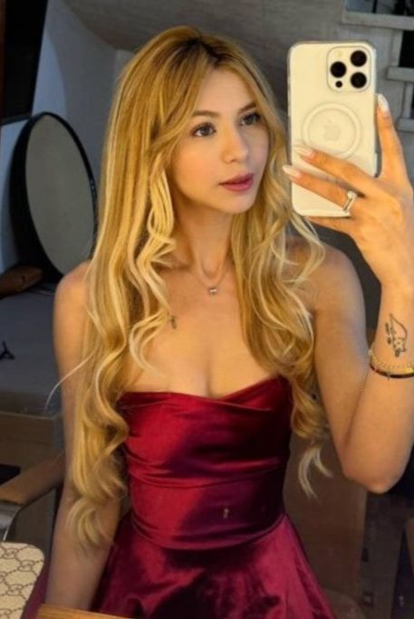 Arneb - Escort Girl in Earl's Court London