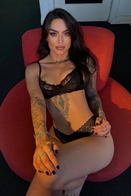 Macy - Escort Girl in Sloane Square London