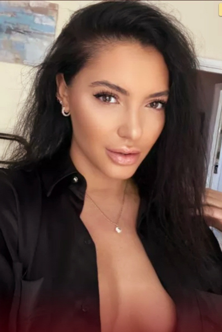 Kylie - Escort Girl in Edgware Road London