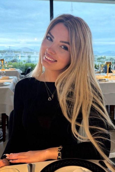 Delissa - Escort Girl in Earl's Court London