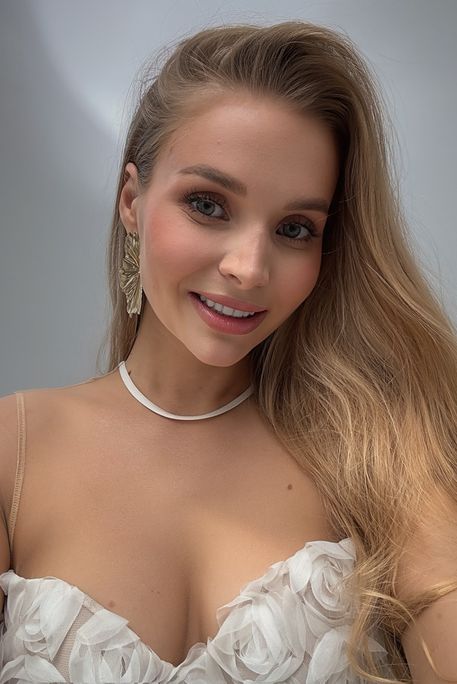 Milasha - Escort Girl in Earl's Court London