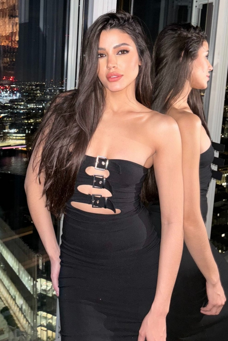 Arriva - Escort Girl in Kensington Olympia London