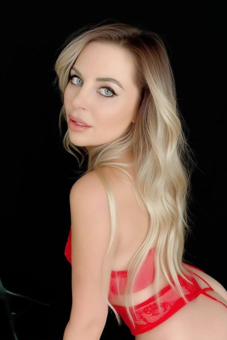 Sasha - Escort Girl in Bond Street London