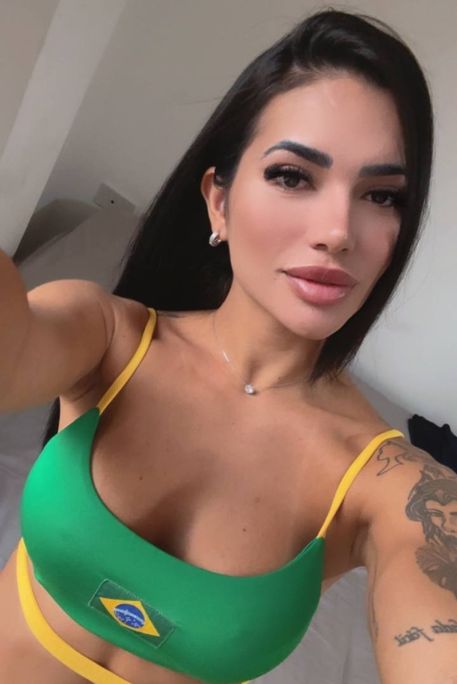 Mildred - Escort Girl in St. James's Park London