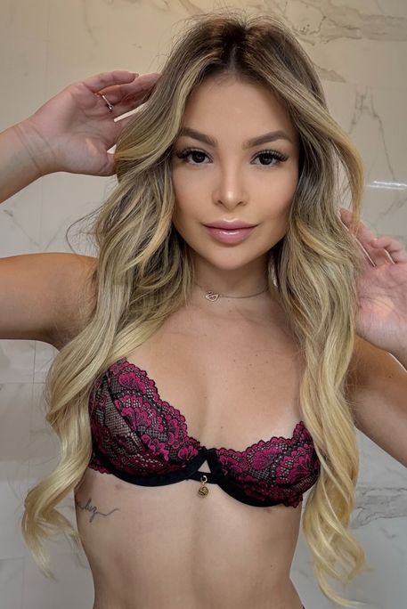 Kinta - Escort Girl in Bond Street London