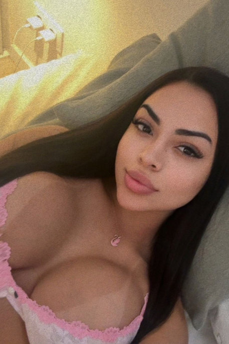 Lirema - Escort Girl in Earl's Court London