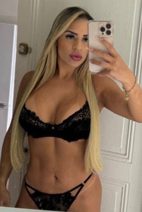 Bamerta - Escort Girl in Edgware Road London