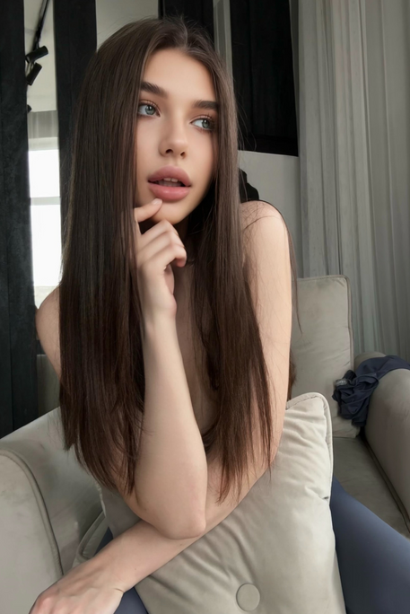 Miracle - Escort Girl in West Kensington London