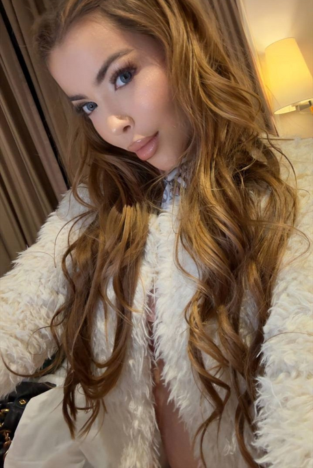 Revlon - Escort Girl in Knightsbridge London