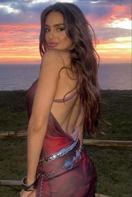 Joneva - Escort Girl in Bond Street London