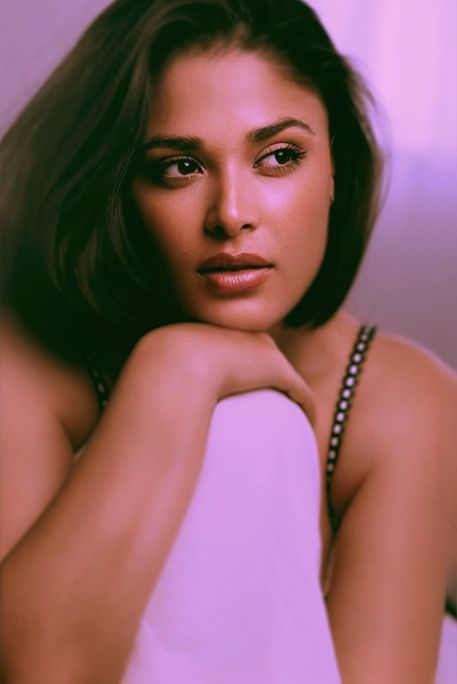 Foltene - Escort Girl in Edgware Road London