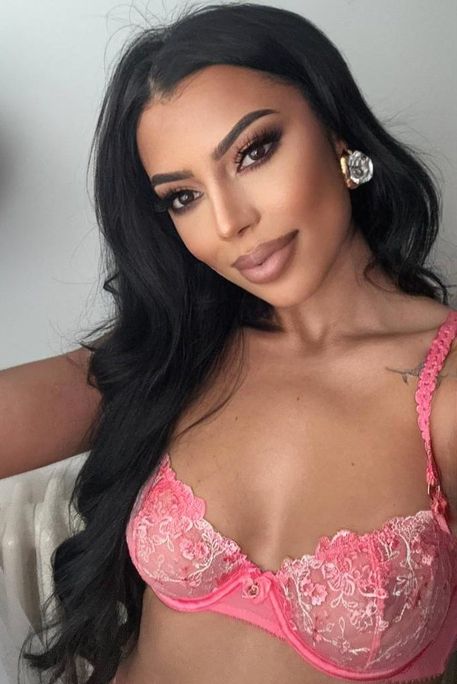 Mannu - Escort Girl in Bond Street London