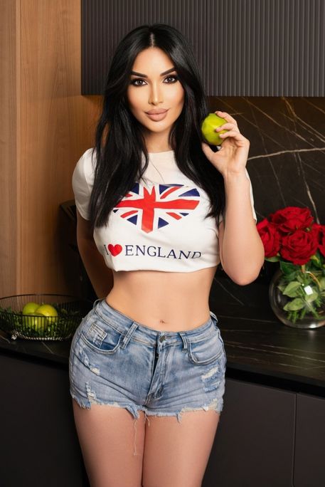 Narcissa - Escort Girl in Gloucester Road London