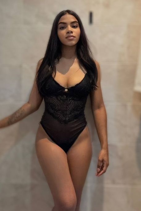Pancha - Escort Girl in Kensington Olympia London