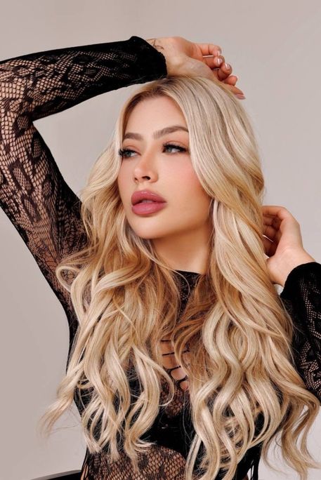 Delfa - Escort Girl in Baker Street London