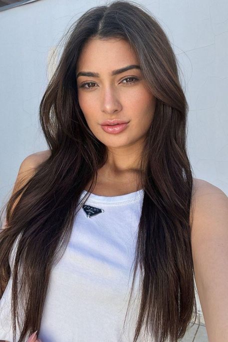 Peppermint - Escort Girl in Baker Street London