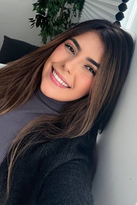 Oneida - Escort Girl in West Kensington London