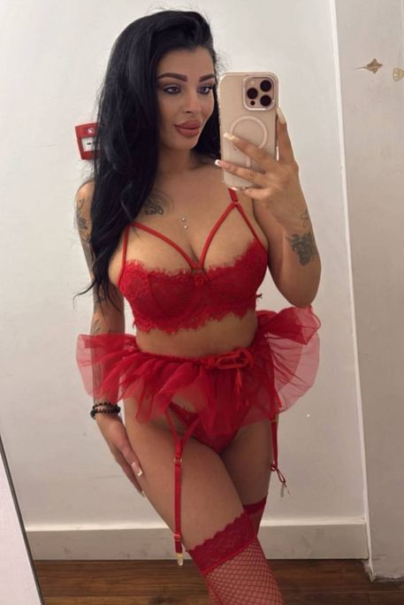 Sol - Escort Girl in Marble Arch London