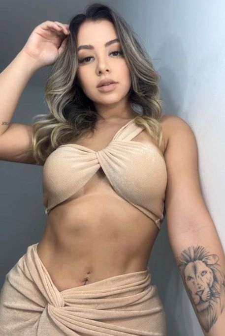 Petunia - Escort Girl in West Kensington London