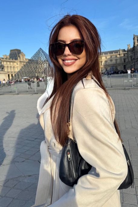 Larinta - Escort Girl in South Kensington London