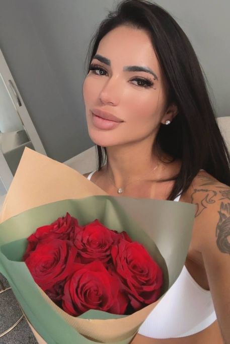 Mildred - Escort Girl in St. James's Park London