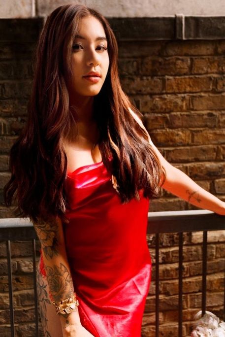 Ismat - Escort Girl in Bond Street London