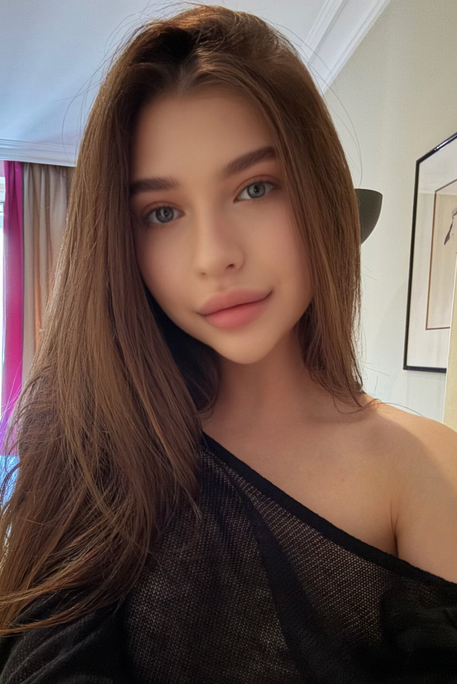 Miracle - Escort Girl in West Kensington London