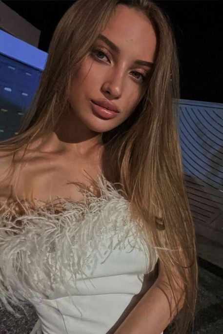 Data - Escort Girl in Earl's Court London