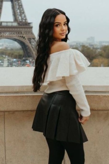 Flower - Escort Girl in Earl's Court London