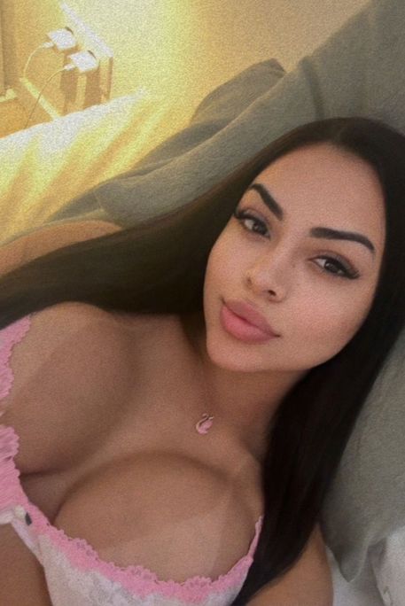 Lirema - Escort Girl in Earl's Court London