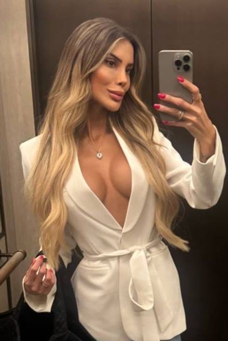 Floretta - Escort Girl in Nine Elms London