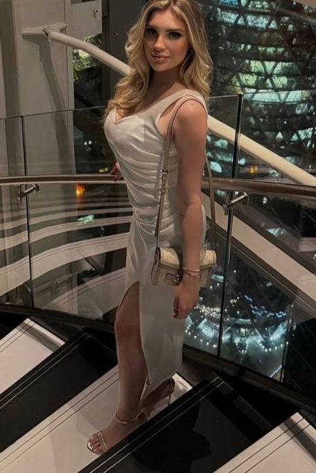 Lucretia - Escort Girl in Victoria London