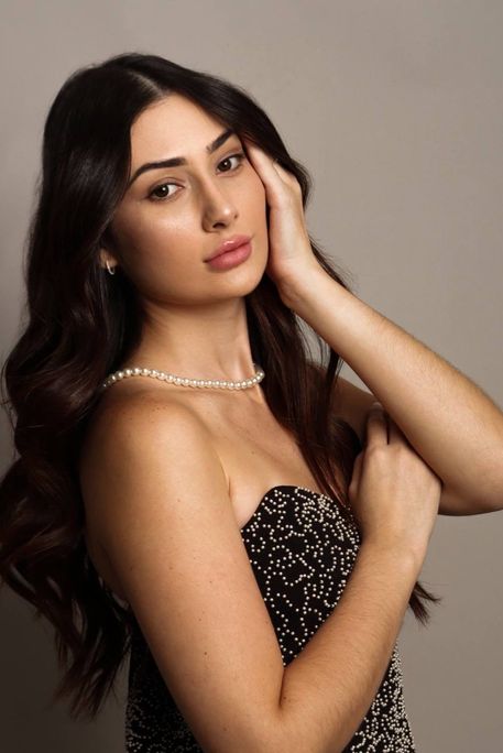 Peppermint - Escort Girl in Baker Street London