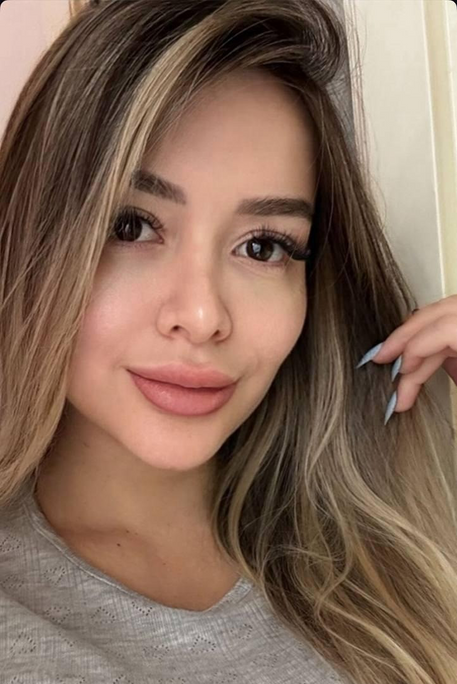 Caridee - Escort Girl in Knightsbridge London