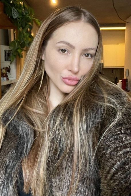 Tenna - Escort Girl in West Kensington London